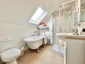 Photo 18- click for photo gallery